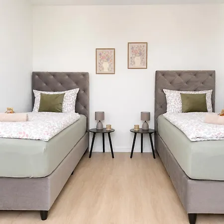 Loft22 Und Loft33 - Balkon, Parken, Moviepark, Centro, Ruhige Lage Apartamento